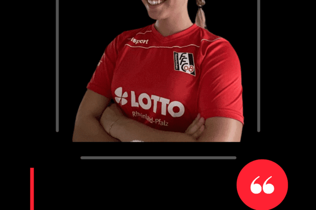 Portrait einer Spielerin in rotem Trikot mit dem Schriftzug "Take the risk or lose the chance!" und Logo des 1. FFC Niederkirchen.